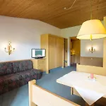 Apartmenthaus Brixen & Haus Апартаменты *
