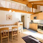 דירה Apartmenthaus Brixen & Haus בריקסן אים טהלה