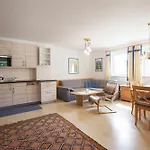 דירה Apartmenthaus Brixen & Haus בריקסן אים טהלה
