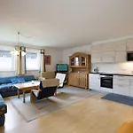 Apartmenthaus Brixen & Haus דירה *