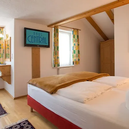 Apartmenthaus Brixen & Haus דירה בריקסן אים טהלה
