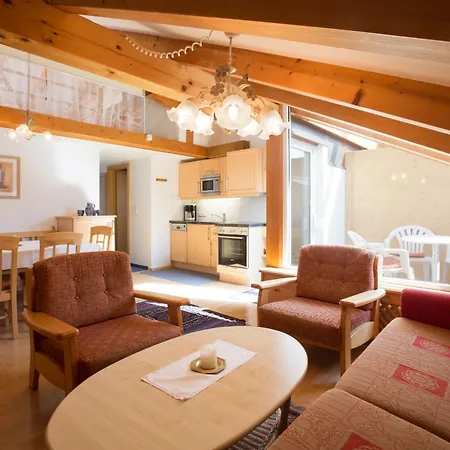 Апартаменты Apartmenthaus Brixen & Haus