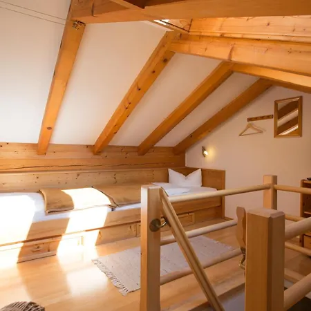 Apartmenthaus Brixen & Haus Апартаменты Бриксен-им-Тале