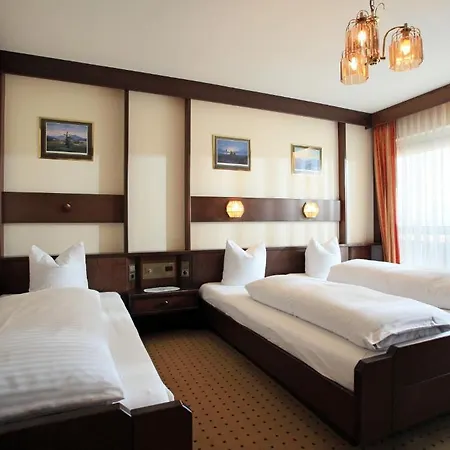 דירה Apartmenthaus Brixen & Haus בריקסן אים טהלה